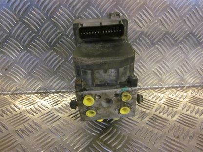 Peugeot 306 Abs Pumpe Med OEM Nr. 0273004413 Fra Peugeot Ophugger