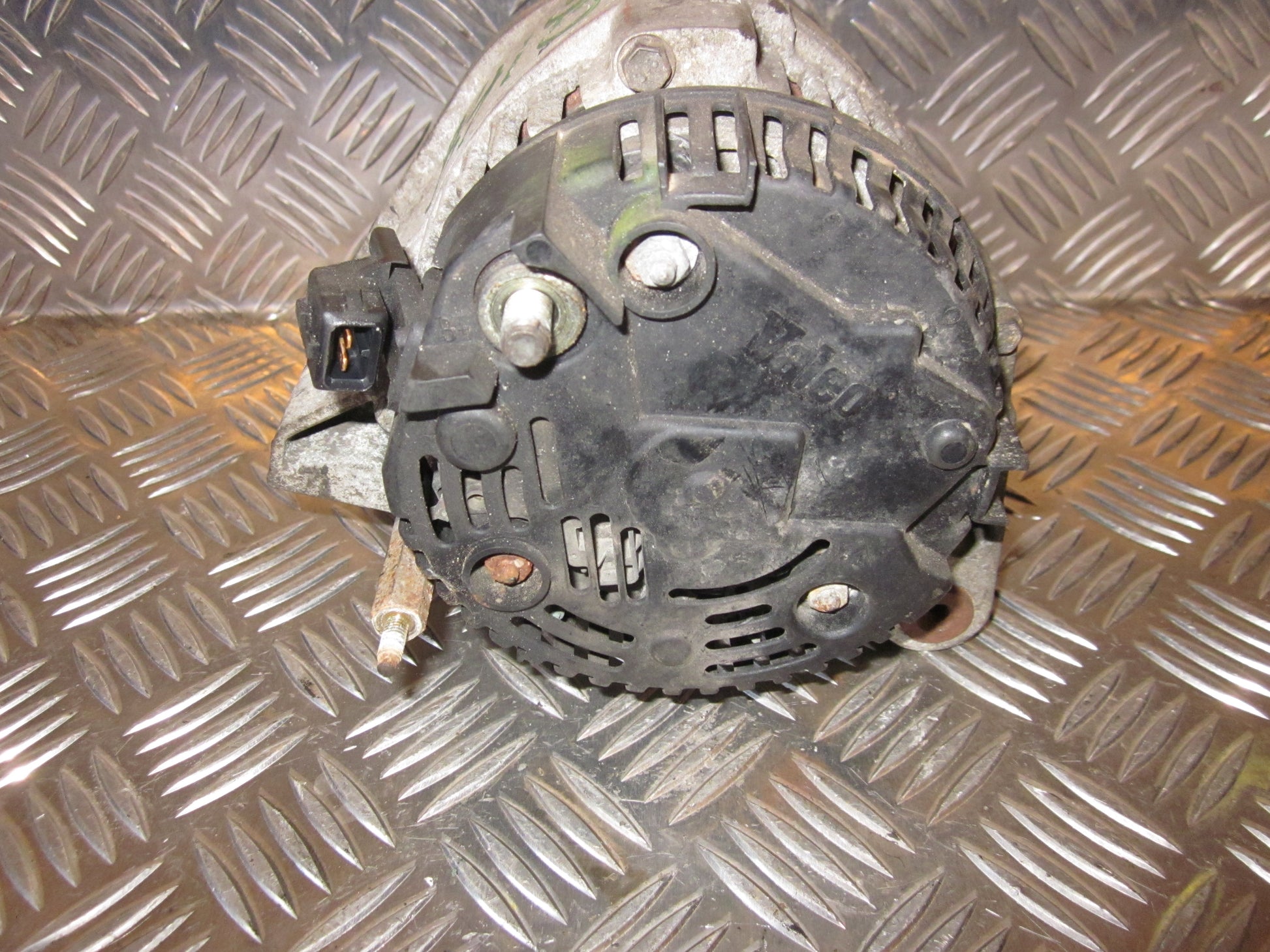 VW Golf 3 1H Generator Med OEM Nr. 030903023EX Fra VW Ophugger