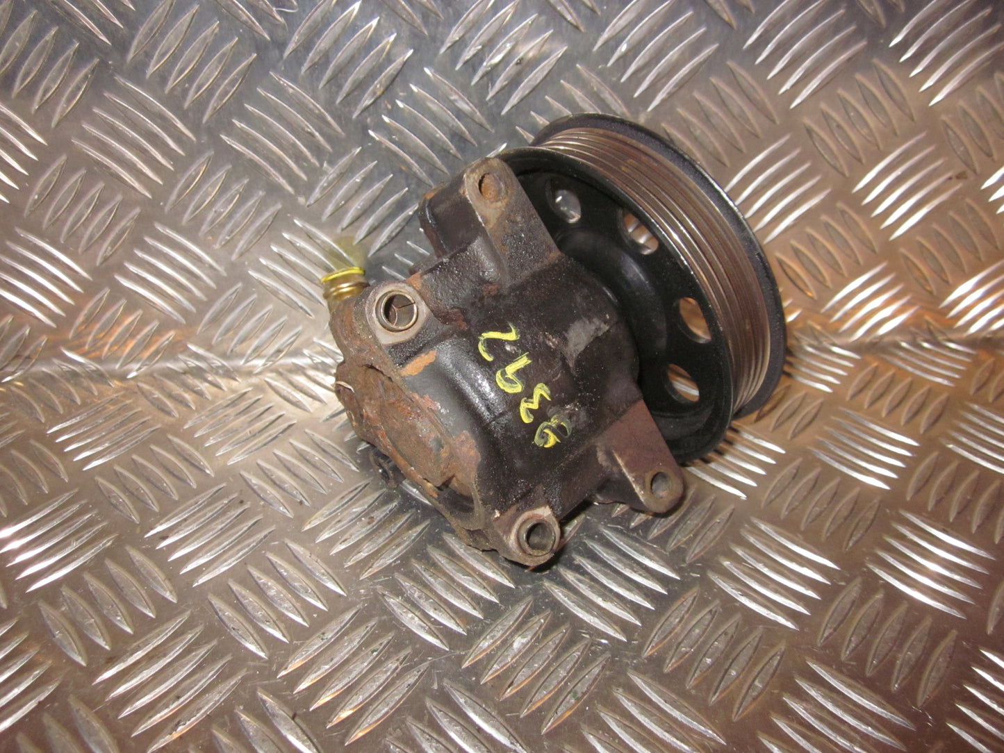 Ford Focus Servopumpe Med OEM Nr. Ophugger Fra Ford Ophugger