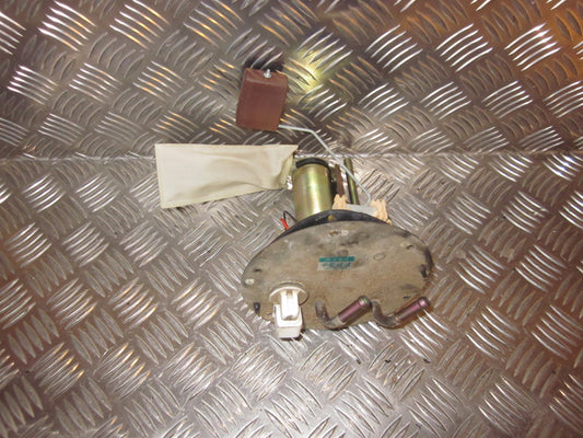 Mazda 626 GF/GW Benz/Brændstofpumpe El Med OEM Nr. Ophugger Fra Mazda Ophugger