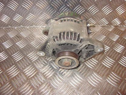 Nissan Primera P11 Generator Med OEM Nr. 231002F010 Fra Nissan Ophugger