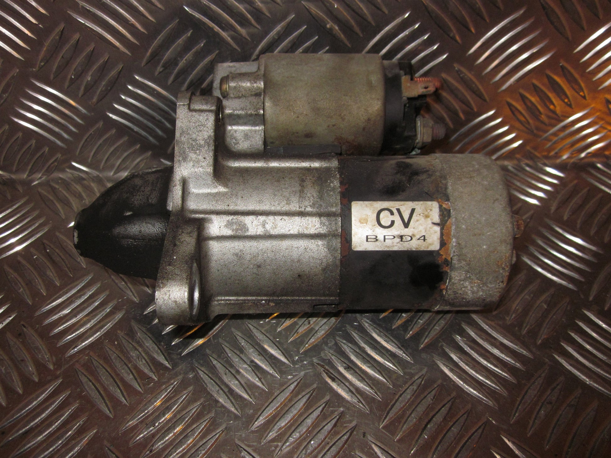 Mazda 323 F 5D BJ14 Starter Med OEM Nr. BPD418400A Fra Mazda Ophugger