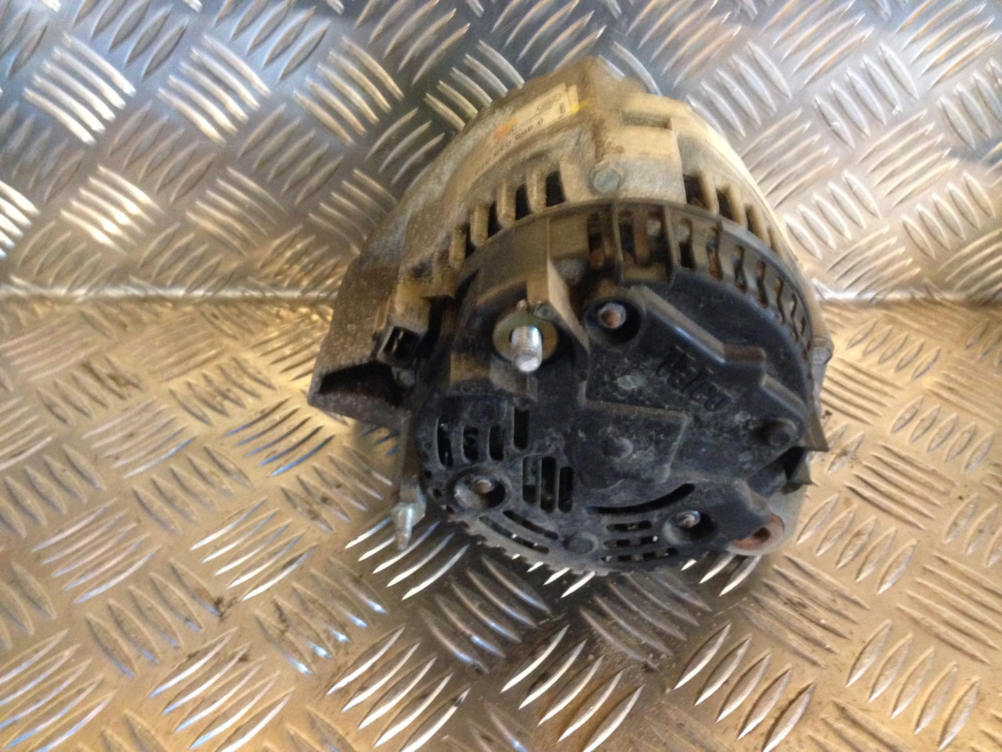 VW Golf 3 1H Generator Med OEM Nr. 0986038070 Fra VW Ophugger