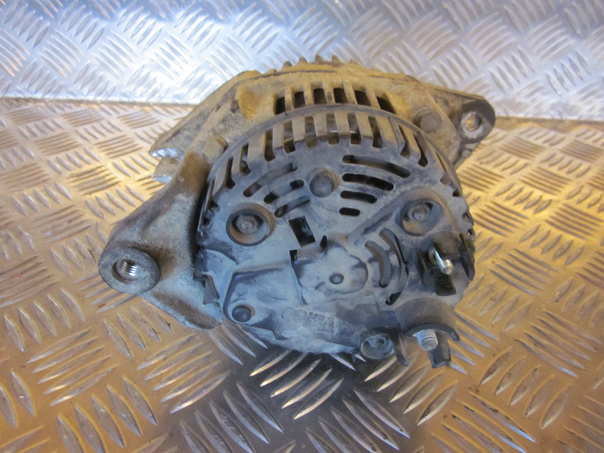 Peugeot 405 Generator Med OEM Nr. 57055G Fra Peugeot Ophugger