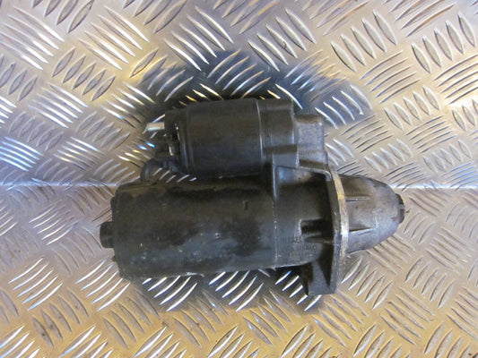 Mercedes 200 - W124 Starter Med OEM Nr. 10005821056 Fra Mercedes Ophugger