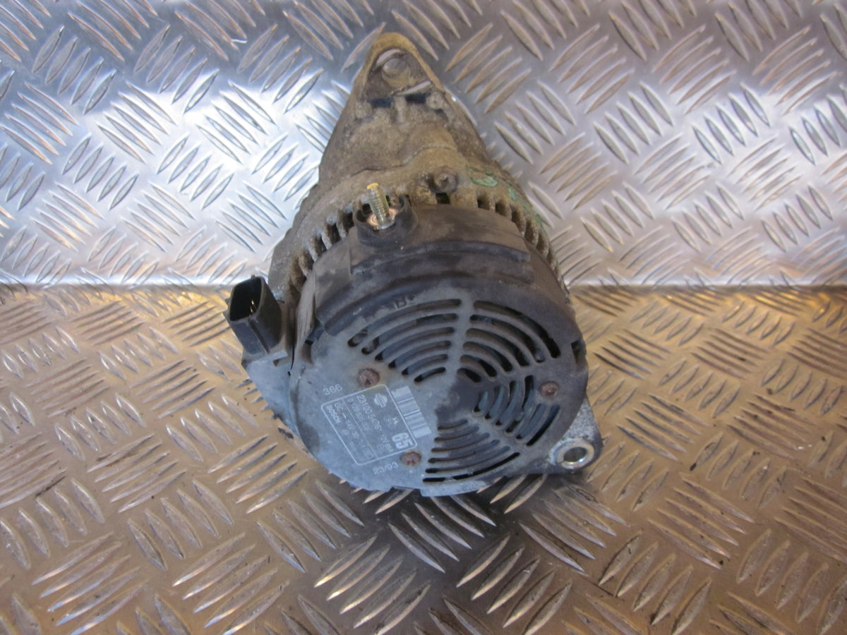 Nissan Micra K11 Generator Med OEM Nr. 2310054B61 Fra Nissan Ophugger