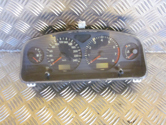 Toyota Avensis Speedometer - Instrument Med OEM Nr. Ophugger Fra Toyota Ophugger