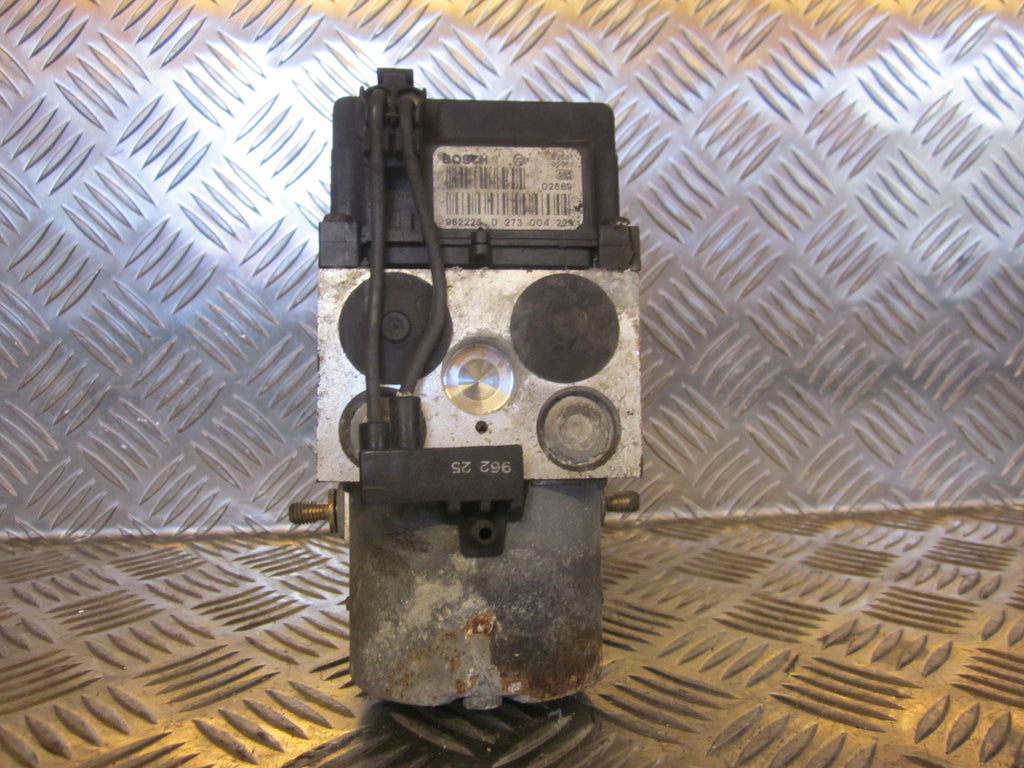 Toyota Avensis ABS Pumpe Med OEM Nr. 0265216485 Fra Toyota Ophugger
