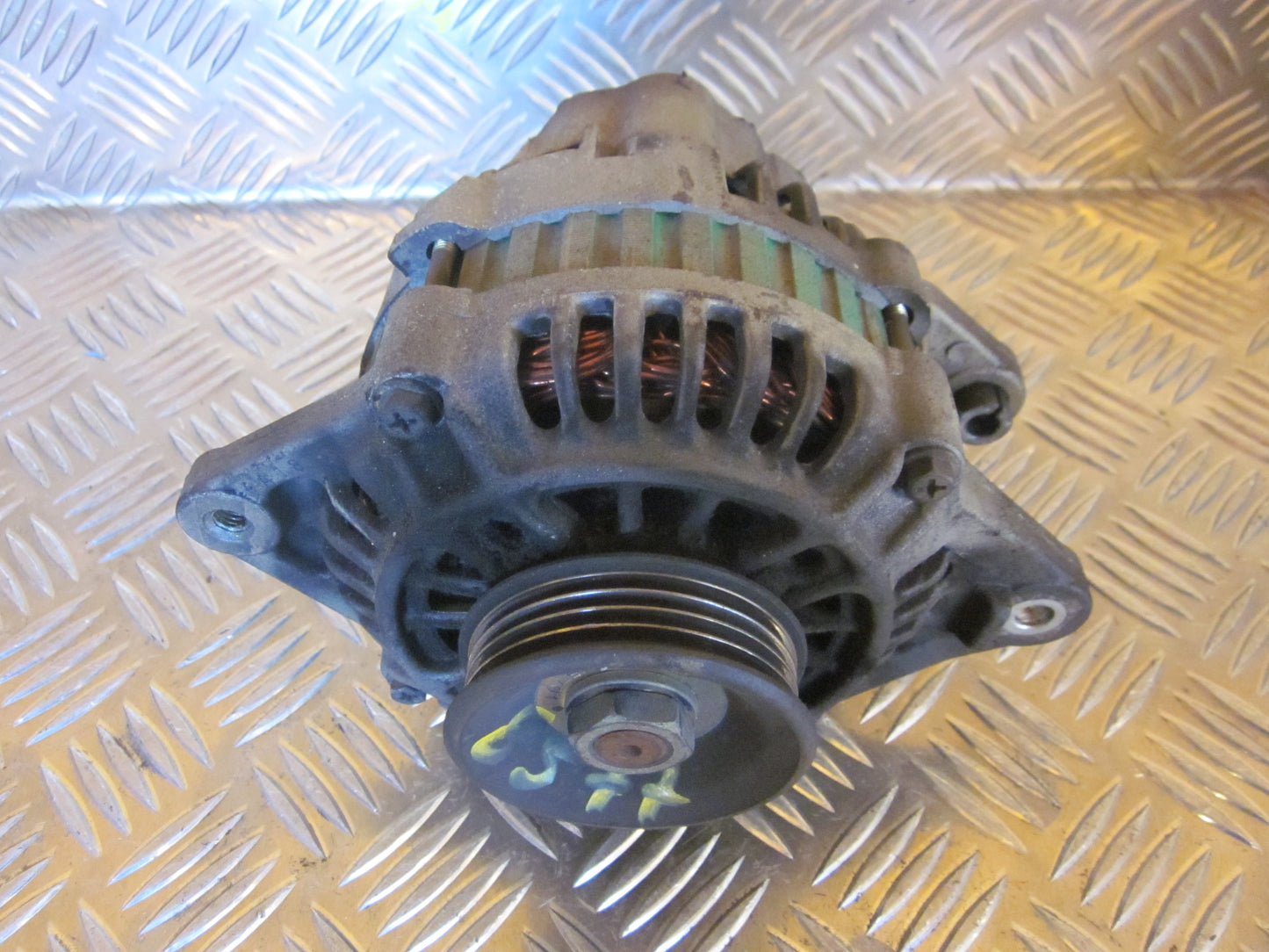 Hyundai Pony Generator Med OEM Nr. AB175053 Fra Hyundai Ophugger