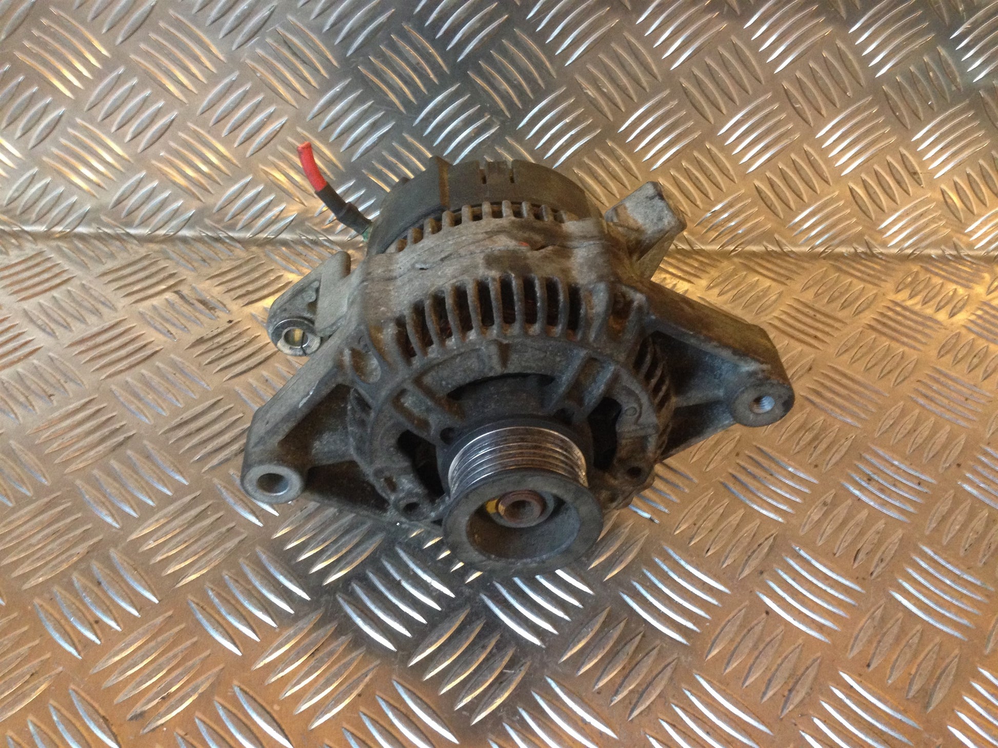 Fiat Punto Generator Med OEM Nr. 0123120001 Fra Fiat Ophugger