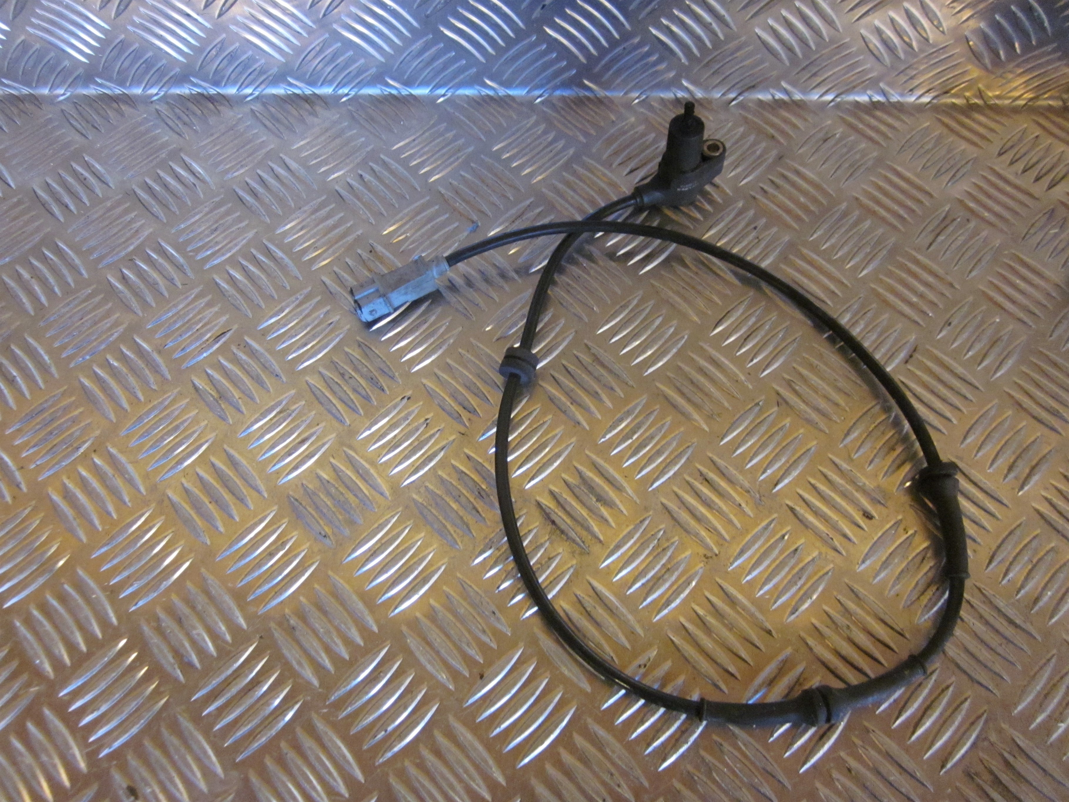 Citroen Berlingo ABS Føler Med OEM Nr. Ophugger Fra Citroen Ophugger