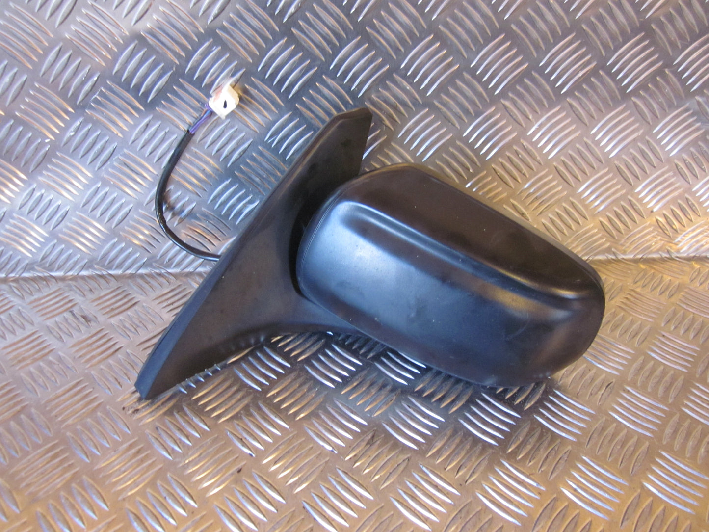 Mazda 323 F 5D BJ14 Sidespejl Med OEM Nr. Ophugger Fra Mazda Ophugger