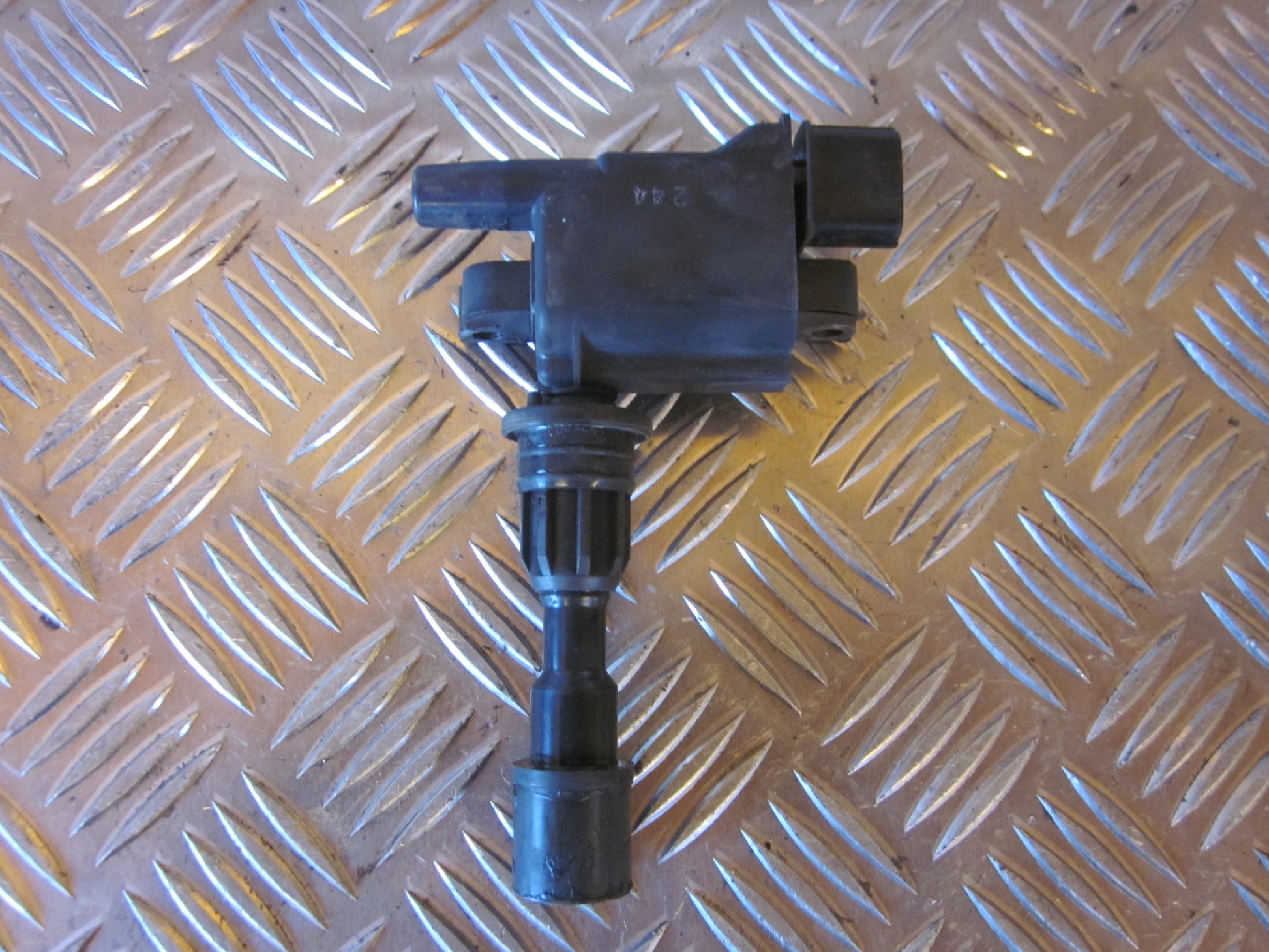 Mazda 323 F 5D BJ14 Tændspole El Med OEM Nr. Ophugger Fra Mazda Ophugger