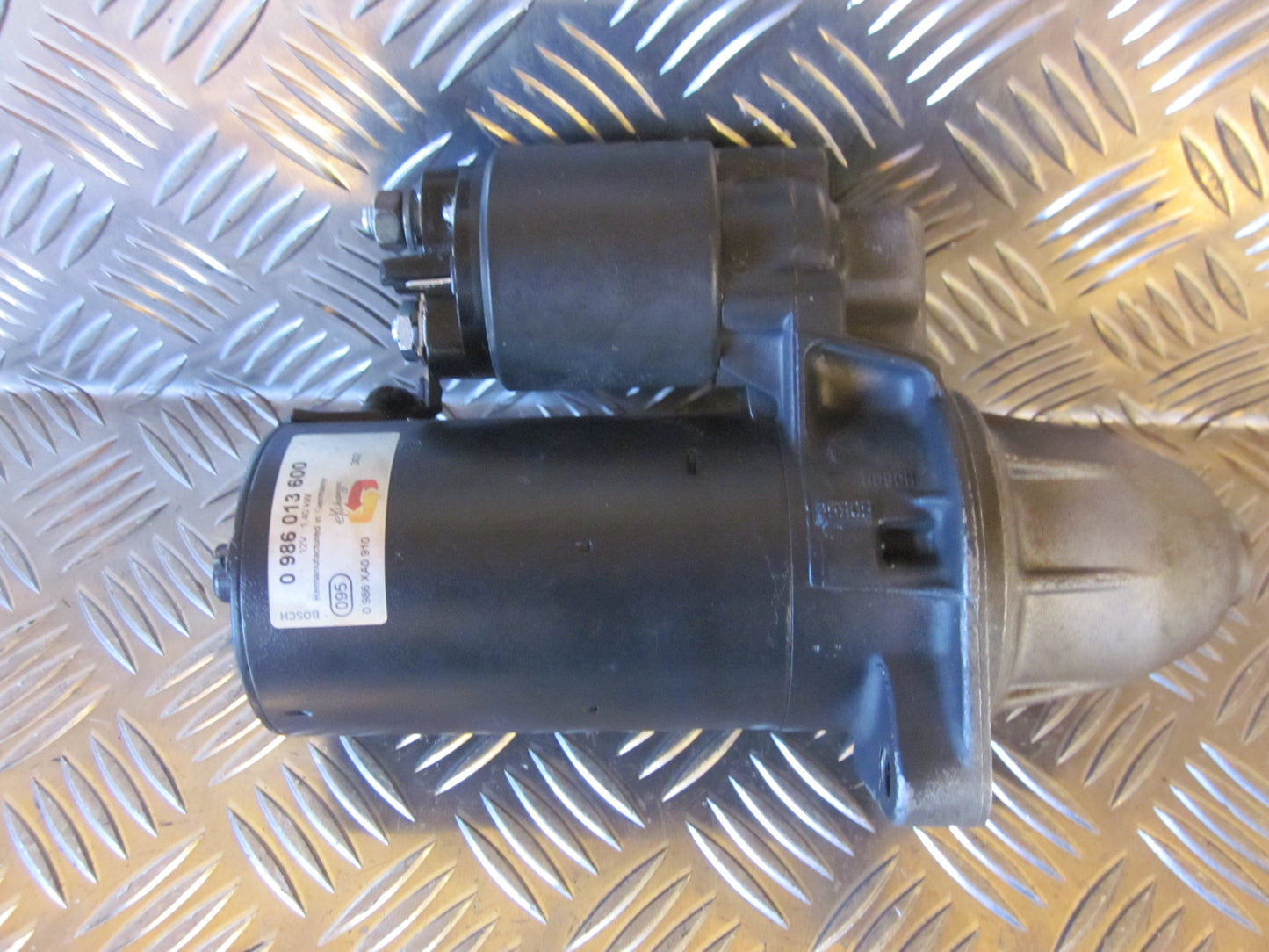 Volvo 940/960 Starter Med OEM Nr. 0986013600 Fra Volvo Ophugger