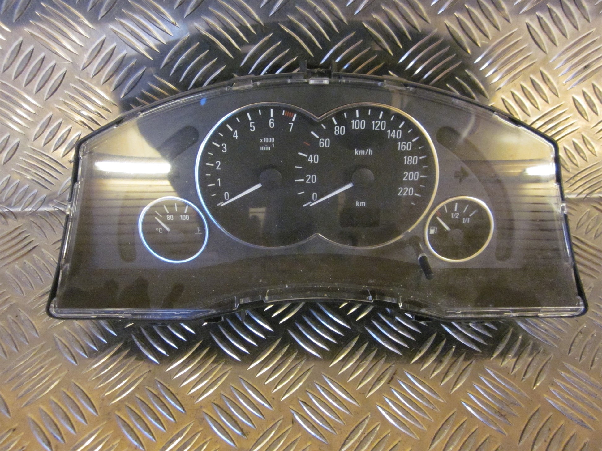 Opel Meriva A Speedometer - Instrument Med OEM Nr. Ophugger Fra Opel Ophugger