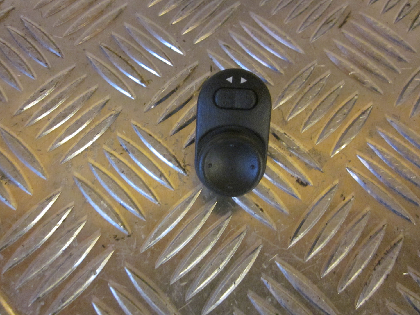 Opel Meriva A Kontakt Sidespejl Med OEM Nr. Ophugger Fra Opel Ophugger