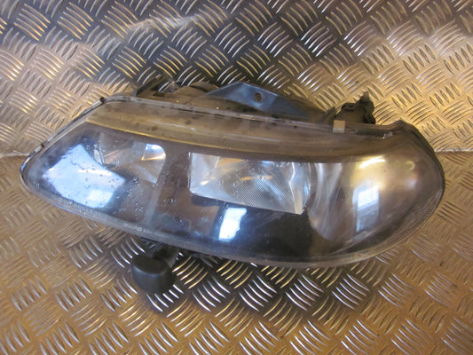 Renault Laguna Forlygte Med OEM Nr. Ophugger Fra Renault Ophugger