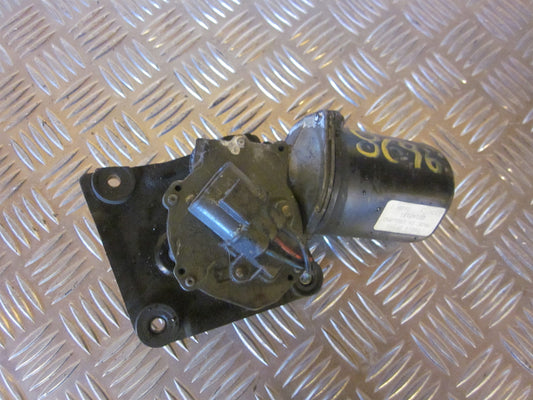 Nissan Primera P11 Viskermotor Med OEM Nr. Ophugger Fra Nissan Ophugger
