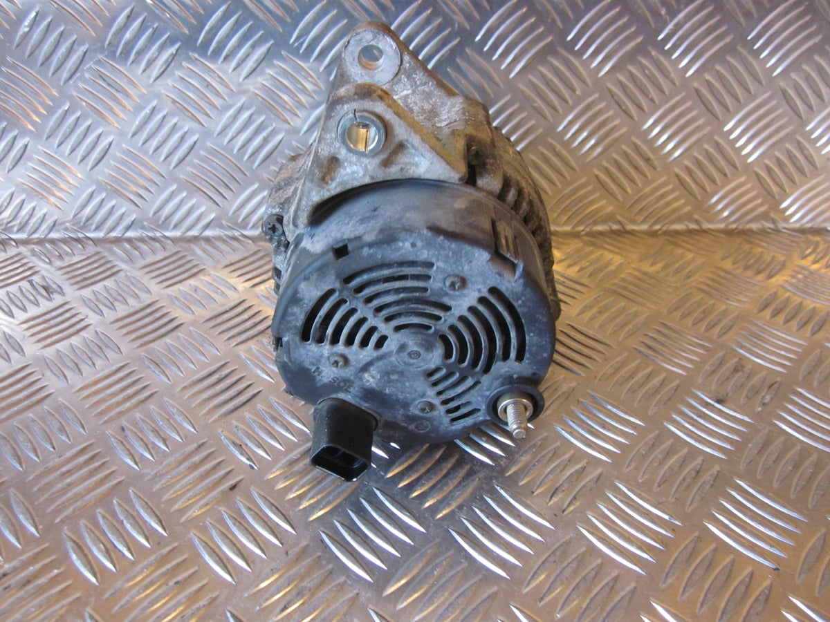 Mitsubishi Carisma Generator Med OEM Nr. 0123315015 Fra Mitsubishi Ophugger