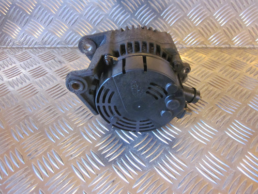 Nissan Primera P11 Generator Med OEM Nr. 231002F010 Fra Nissan Ophugger