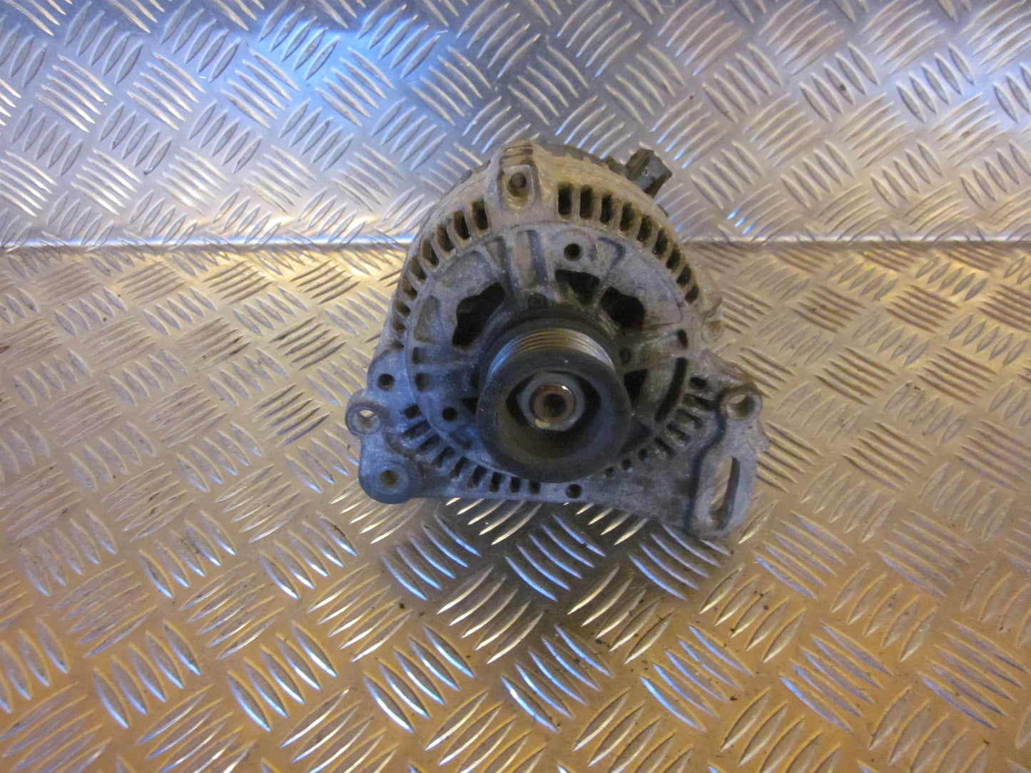 Fiat Punto Generator Med OEM Nr. CA890IR Fra Fiat Ophugger