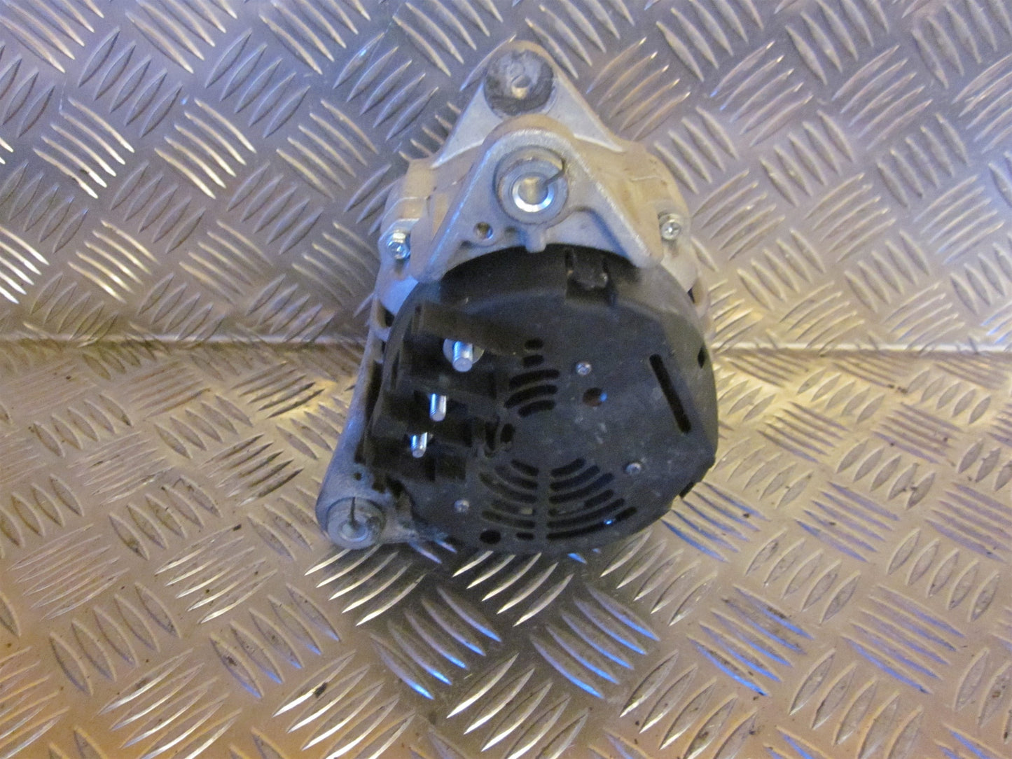 Ford Escort MK.5 Facel. Generator Med OEM Nr. 0123310029 Fra Ford Ophugger