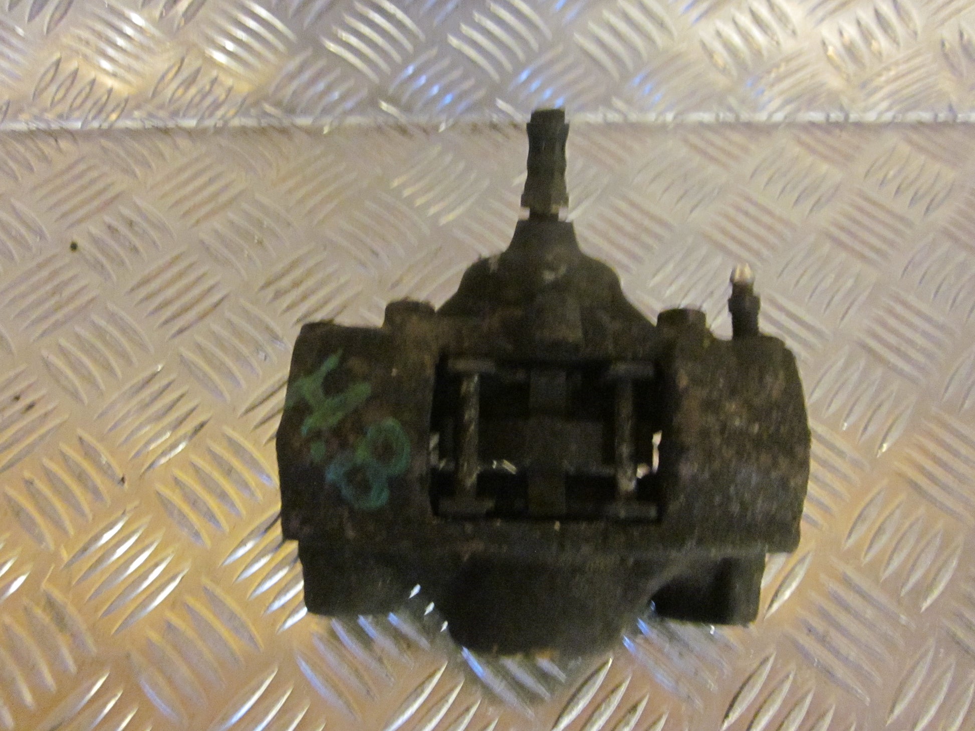 Mercedes E W210 Bremsekaliber HB Med OEM Nr. Ophugger Fra Mercedes Ophugger