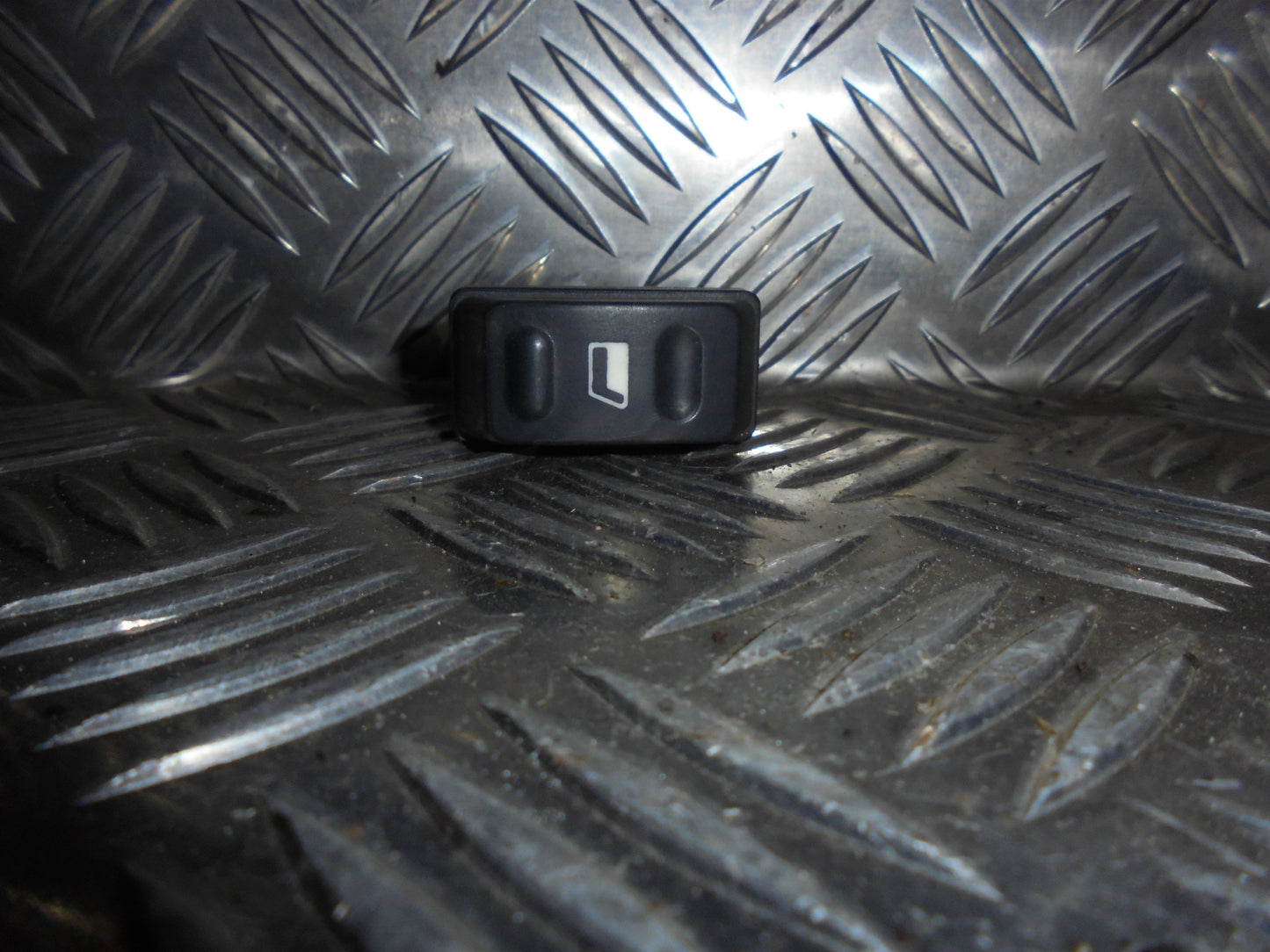 Citroen Xsara Kontakt Rudehejs Med OEM Nr. Ophugger Fra Citroen Ophugger