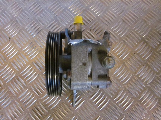 Mazda 626 GF/GW Servopumpe Med OEM Nr. Ophugger Fra Mazda Ophugger