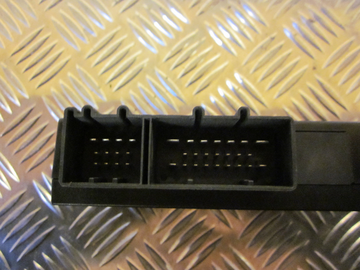 Skoda Fabia Bcm / Komfortkomputer Med OEM Nr. 6Q0959433H Fra Skoda Ophugger