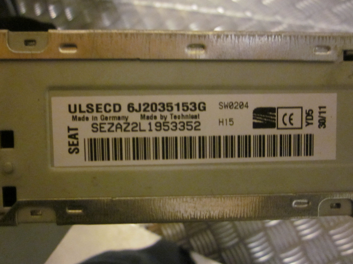 Seat Ibiza 6J Radio M/Cd Med OEM Nr. 6J2035153G Fra Seat Ophugger