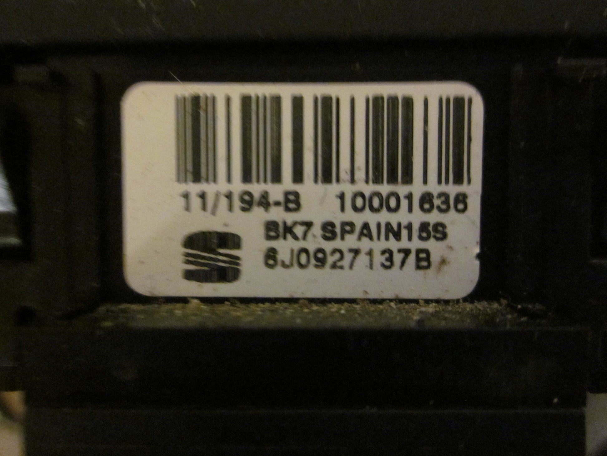 Seat Ibiza 6J Kontakt Katastrofe Med OEM Nr. 6J0927137B Fra Seat Ophugger
