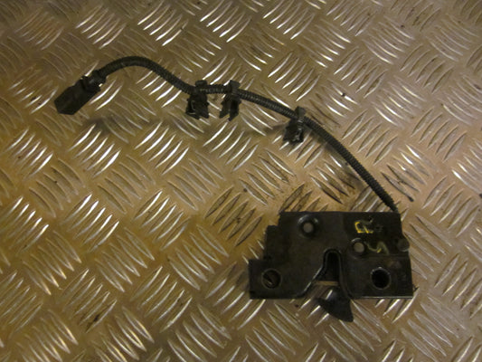 Seat Ibiza 6J Hjelmlås Med OEM Nr. Ophugger Fra Seat Ophugger