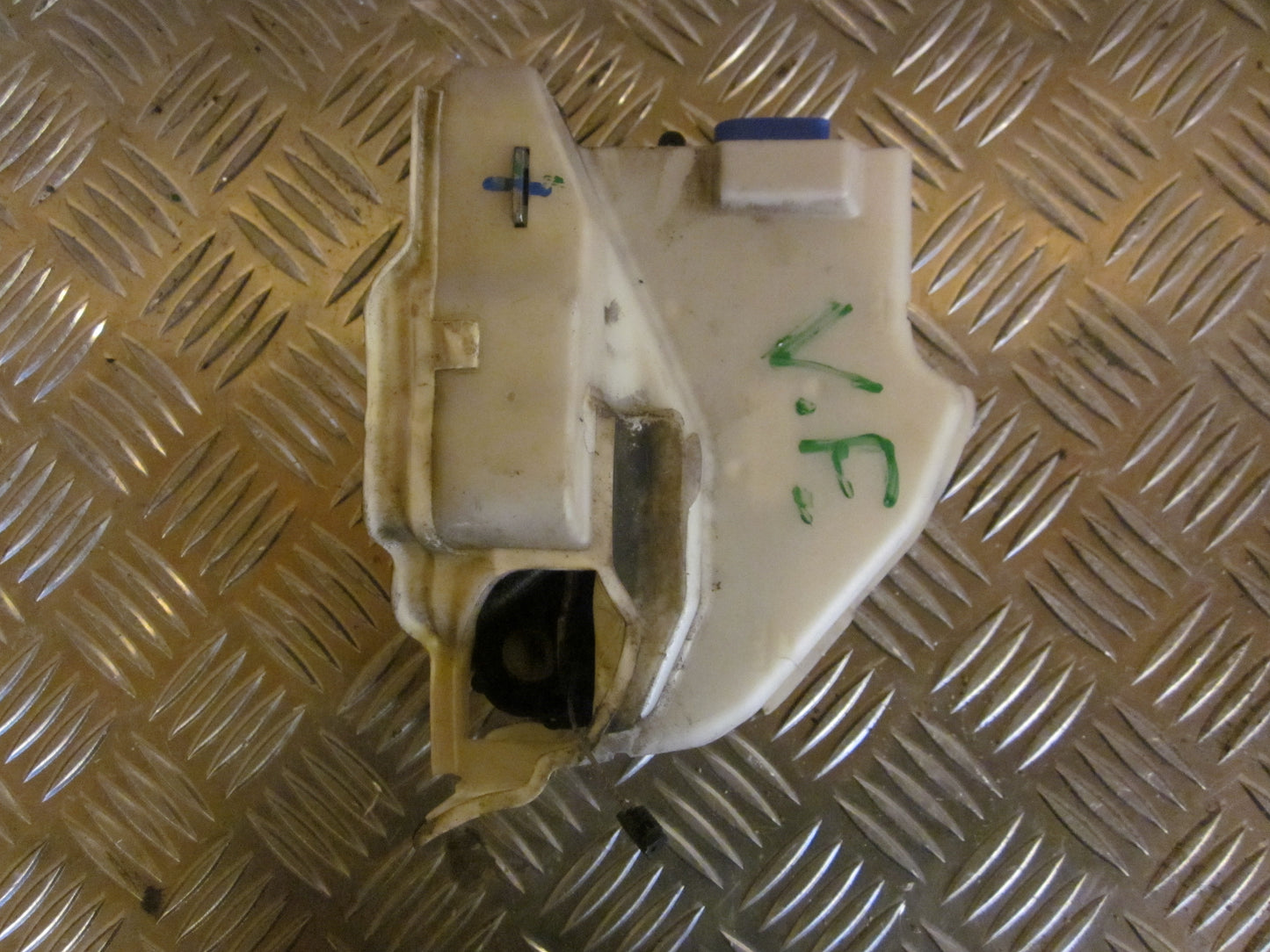 VW Golf 5 1K Dørlås Med OEM Nr. Ophugger Fra VW Ophugger