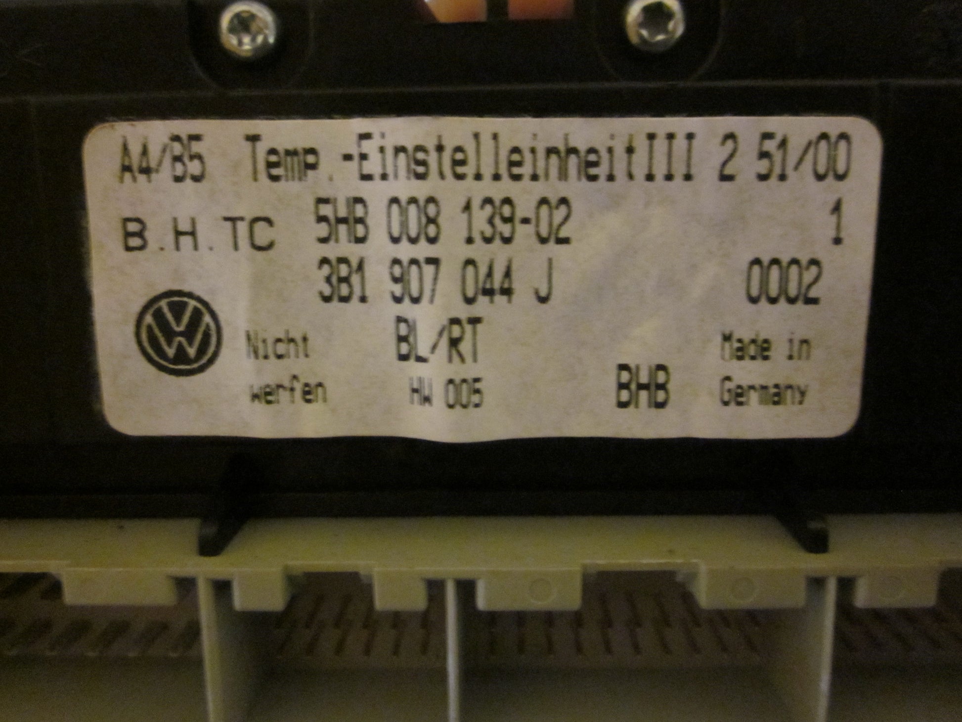 VW Passat 3B Varmeregulering Med OEM Nr. Ophugger Fra VW Ophugger