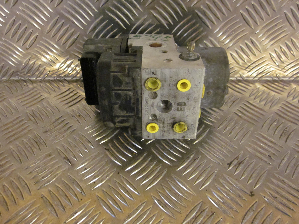 Opel Astra G ABS Pumpe Med OEM Nr. 90581417 Fra Opel Ophugger