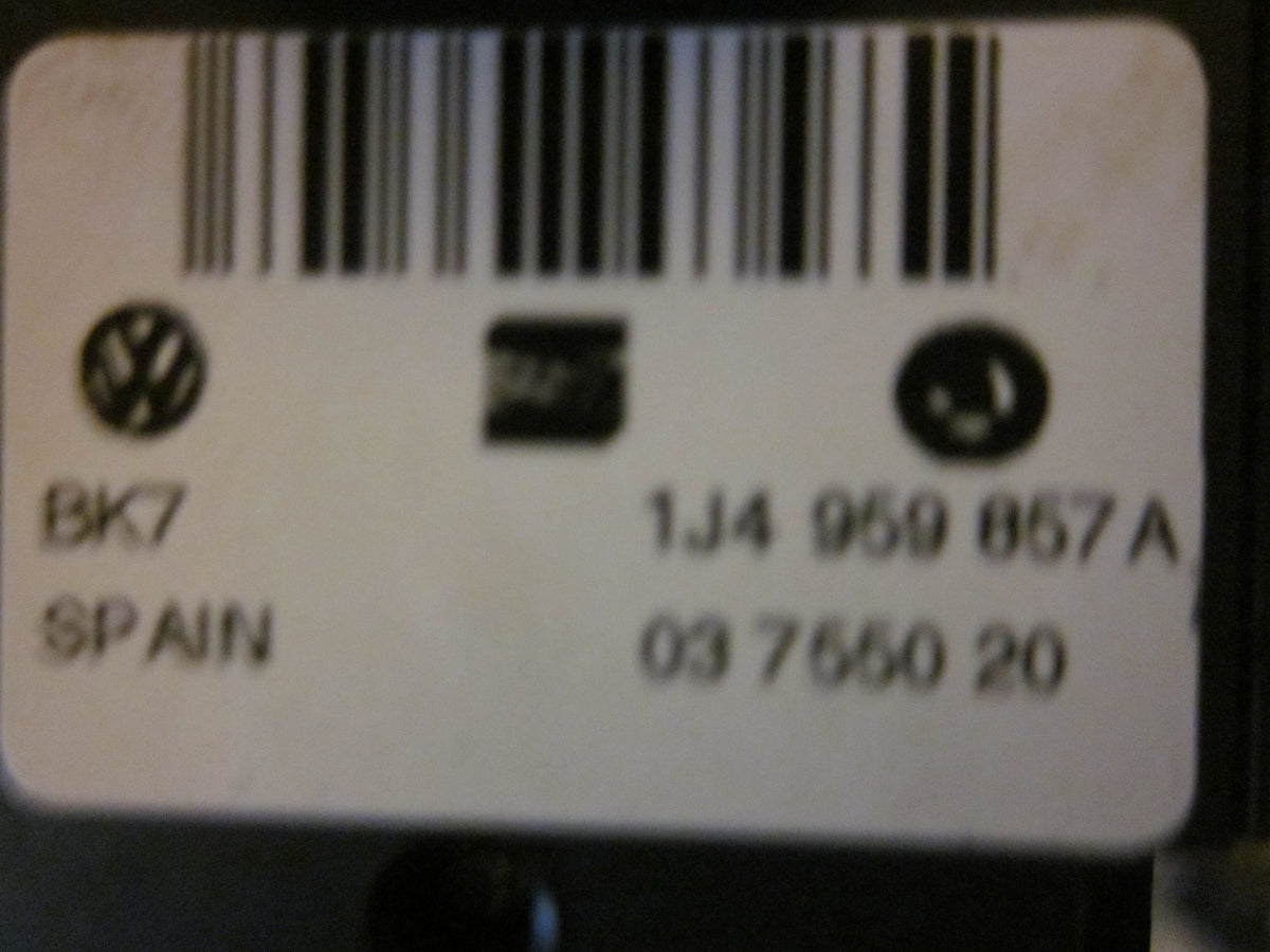 Skoda Octavia Kontakt Rudehejs Med OEM Nr. 1J4959857A Fra Skoda Ophugger
