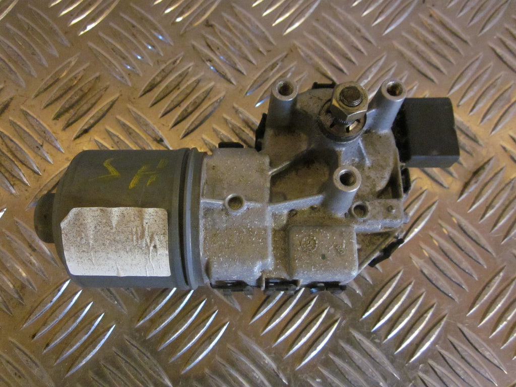 VW Passat 3B Viskermotor Med OEM Nr. 3B1955113D Fra VW Ophugger