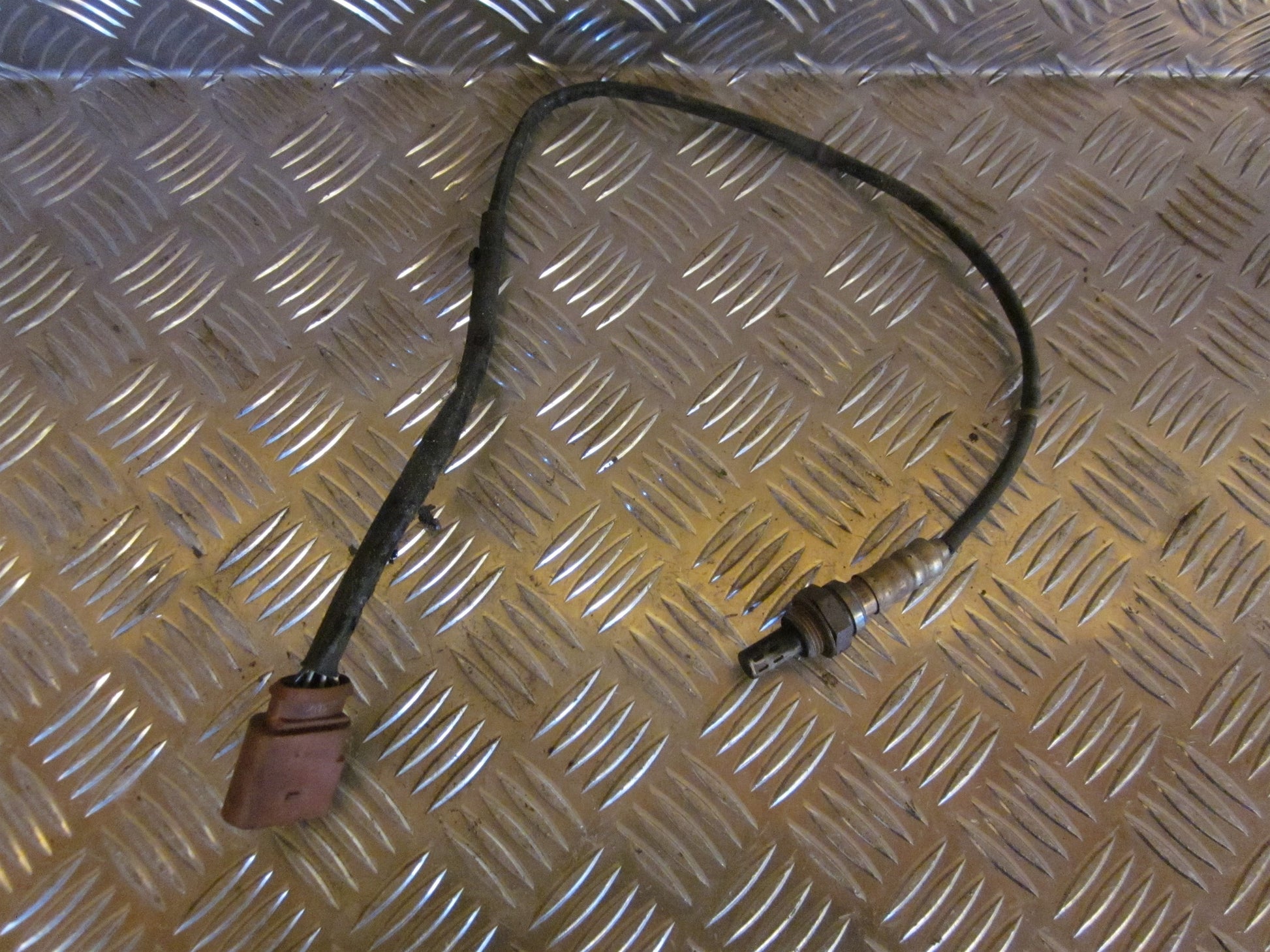 VW Passat 3B Lambda Sonde/Nox Sensor Med OEM Nr. Ophugger Fra VW Ophugger