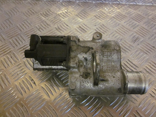 Renault Megane 2 Egr Ventil Med OEM Nr. Ophugger Fra Renault Ophugger