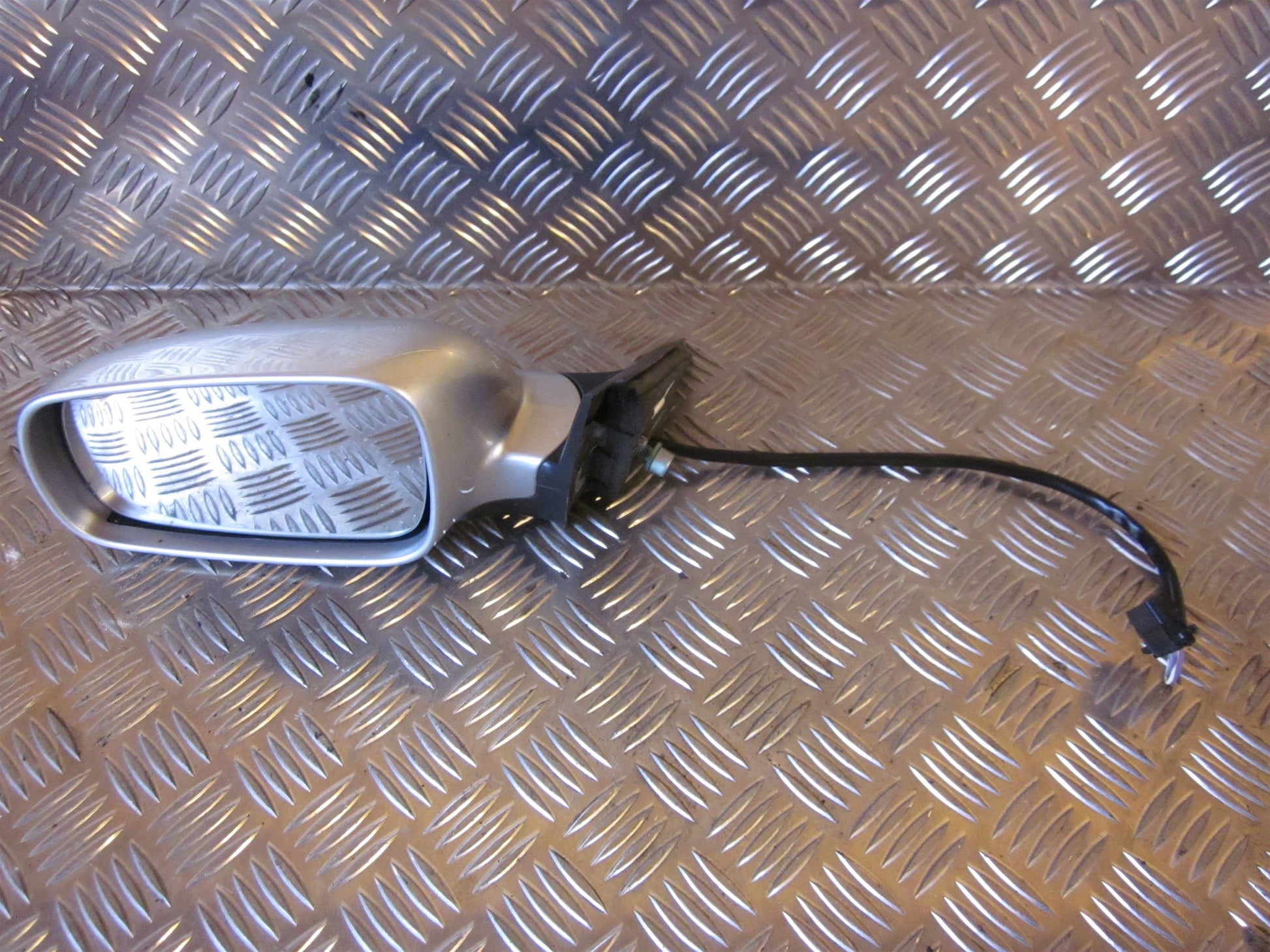 VW Passat 3B Sidespejl Med OEM Nr. Ophugger Fra VW Ophugger