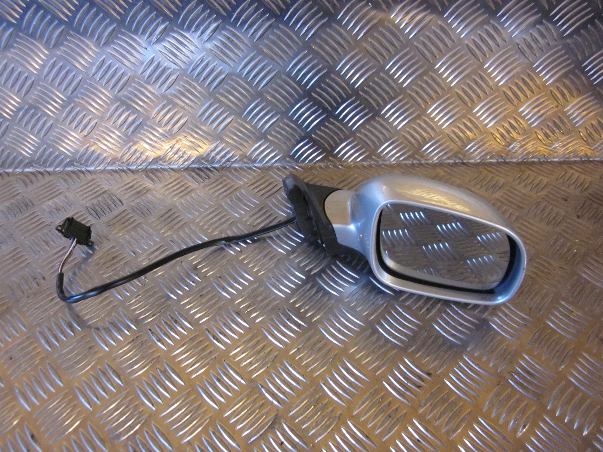 VW Passat 3B Sidespejl Med OEM Nr. Ophugger Fra VW Ophugger