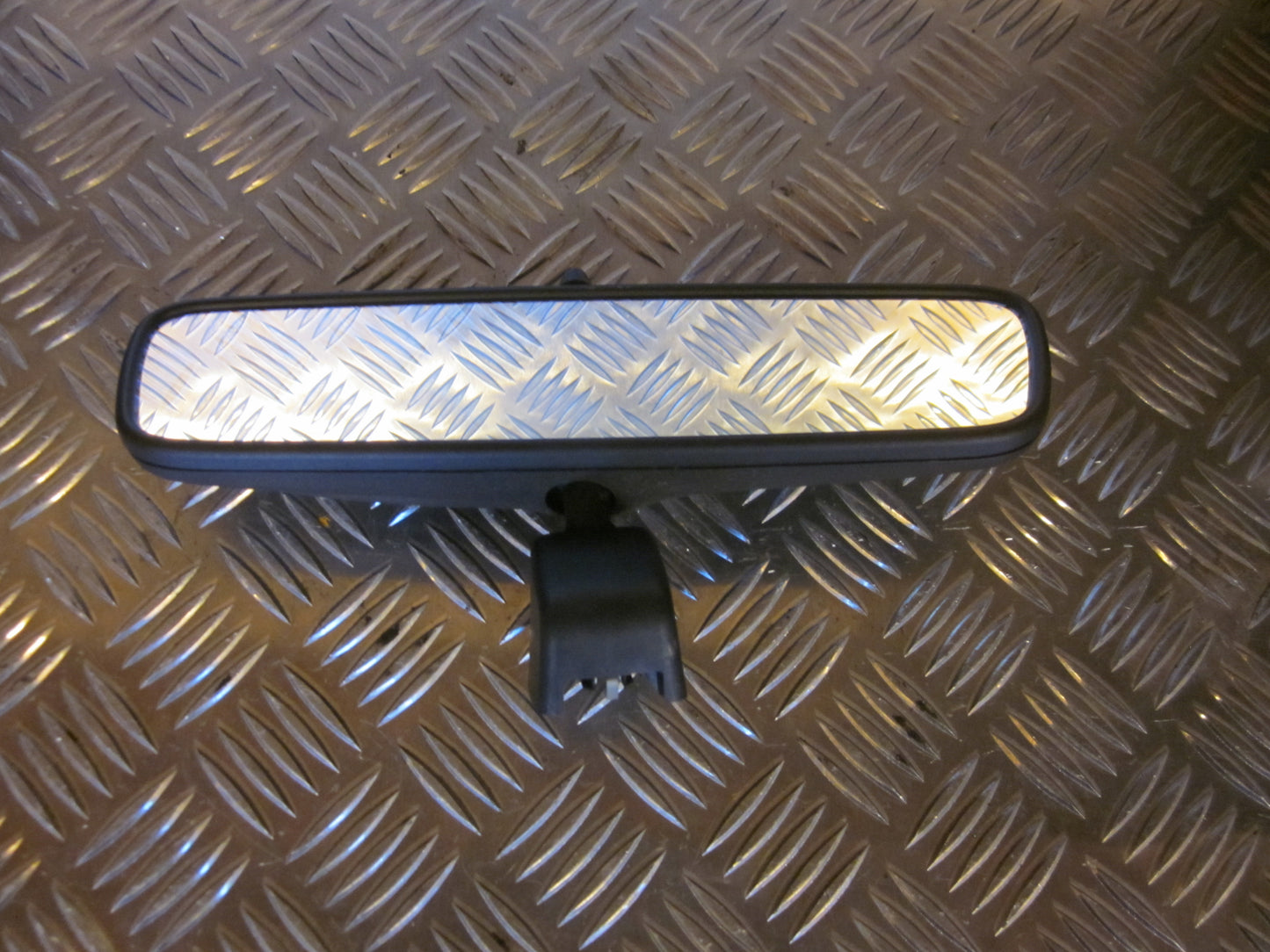 Opel Meriva A Bakspejl Indvend Med OEM Nr. Ophugger Fra Opel Ophugger