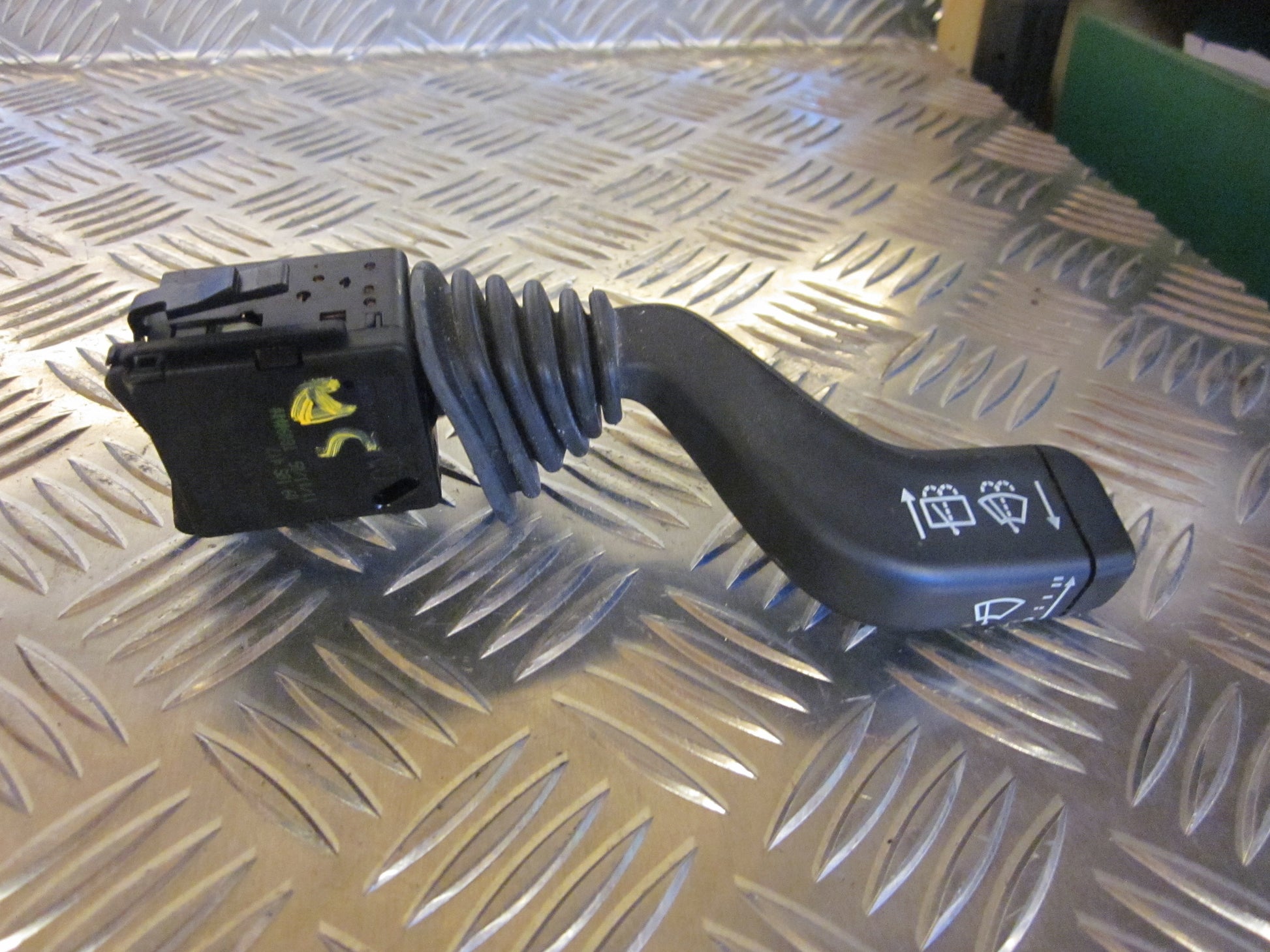 Opel Meriva A Kontakt Visker Med OEM Nr. Ophugger Fra Opel Ophugger