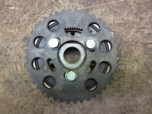 VW Lupo 6E/6X Knastakselhjul Med OEM Nr. 038109111E Fra VW Ophugger