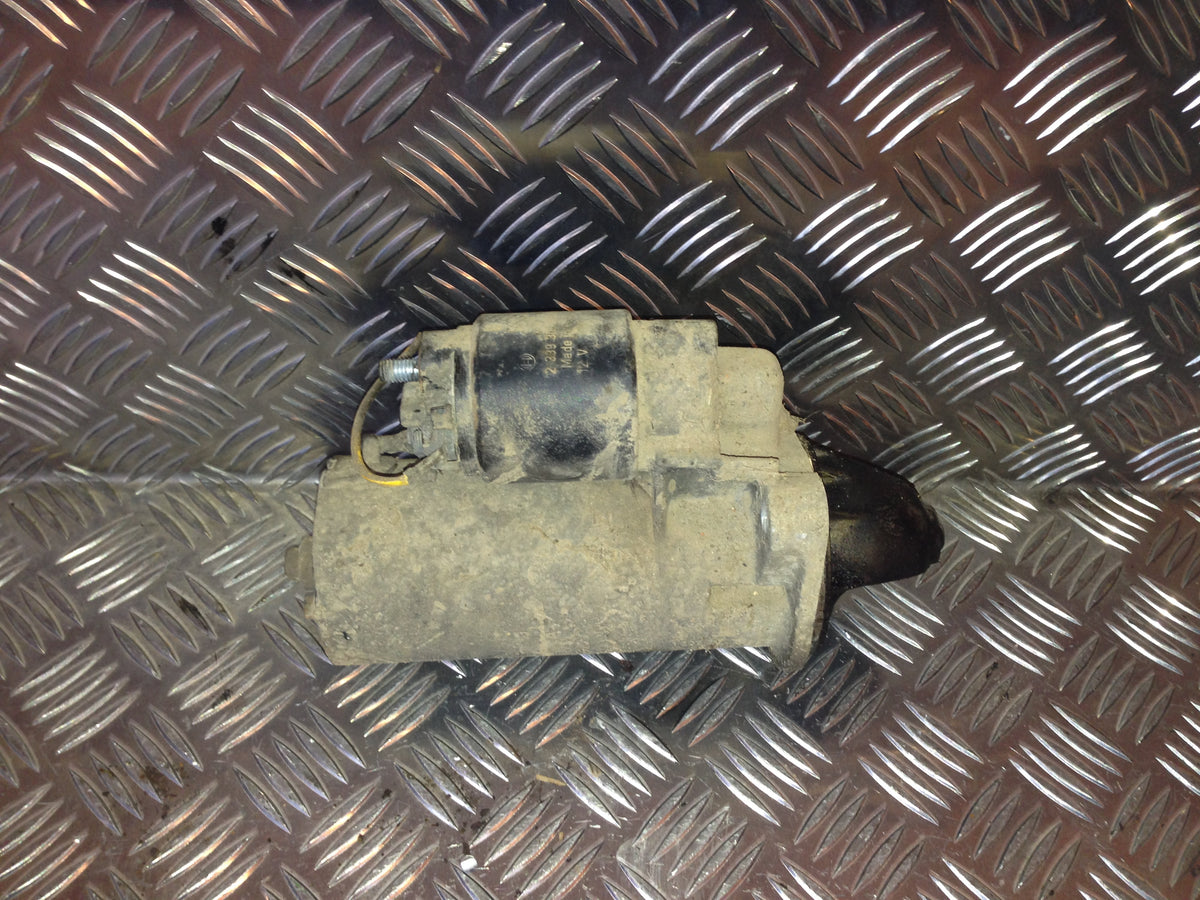 Saab 900 Starter Med OEM Nr. 1005821709 Fra Saab Ophugger