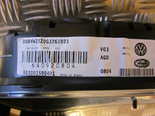 VW Polo 9N Speedometer - Instrument Med OEM Nr. Ophugger Fra VW Ophugger