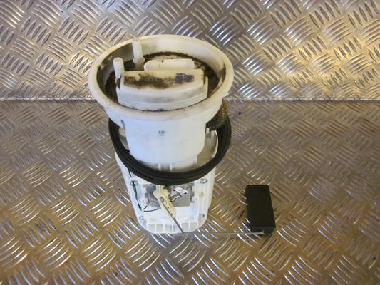 VW Polo 9N Benz/Brændstofpumpe El Med OEM Nr. Ophugger Fra VW Ophugger