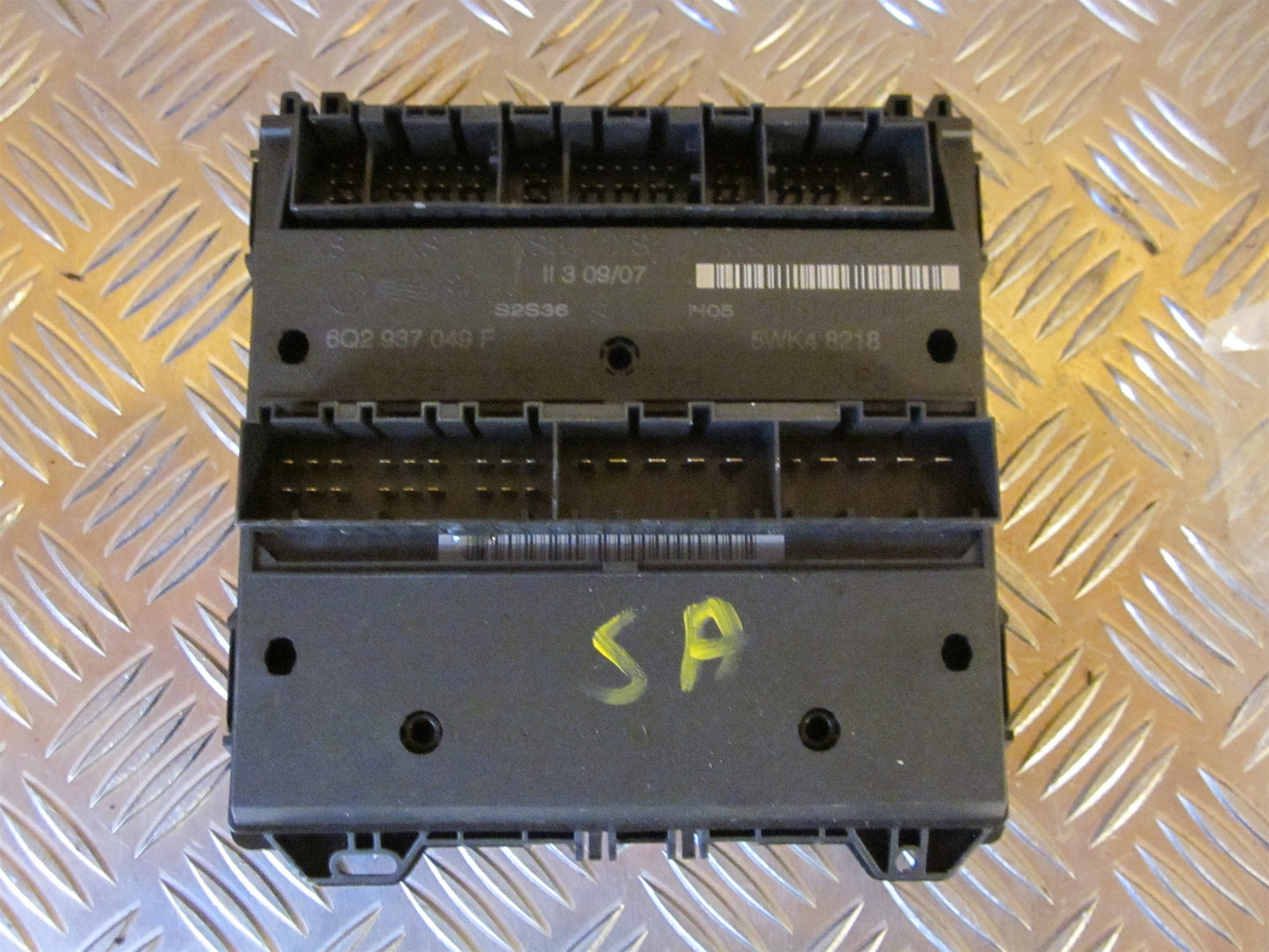 VW Polo 9N Bcm / Komfortkomputer Med OEM Nr. Ophugger Fra VW Ophugger