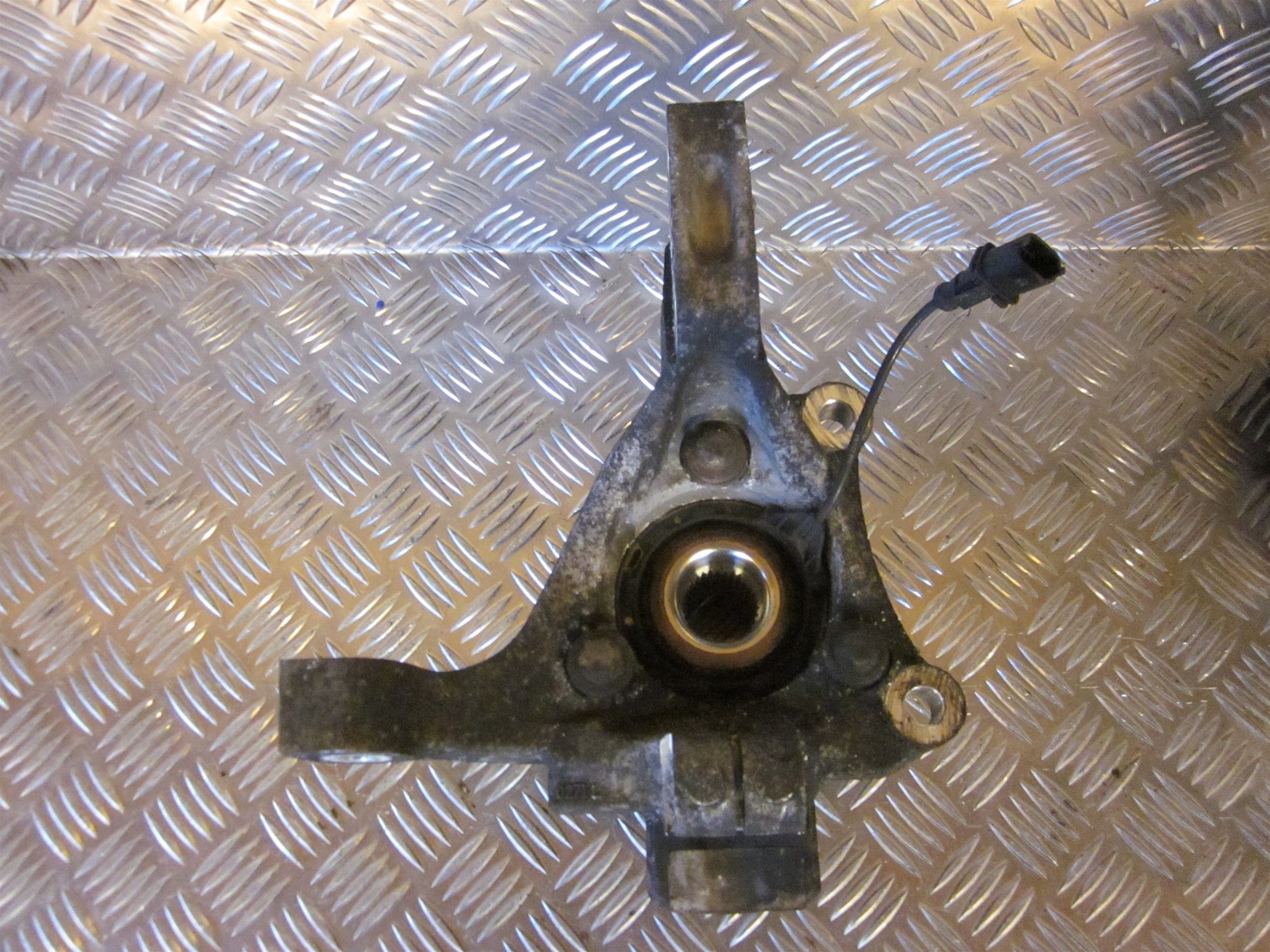 Opel Vectra C Spindel For V Med OEM Nr. Ophugger Fra Opel Ophugger